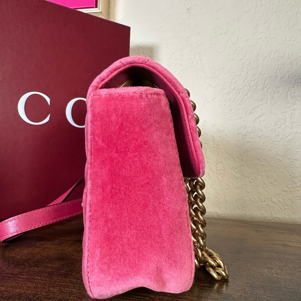 Authentic Gucci Pink Velvet GG Marmont Floral Embellished Crossbody Bag - Picture 6 of 12